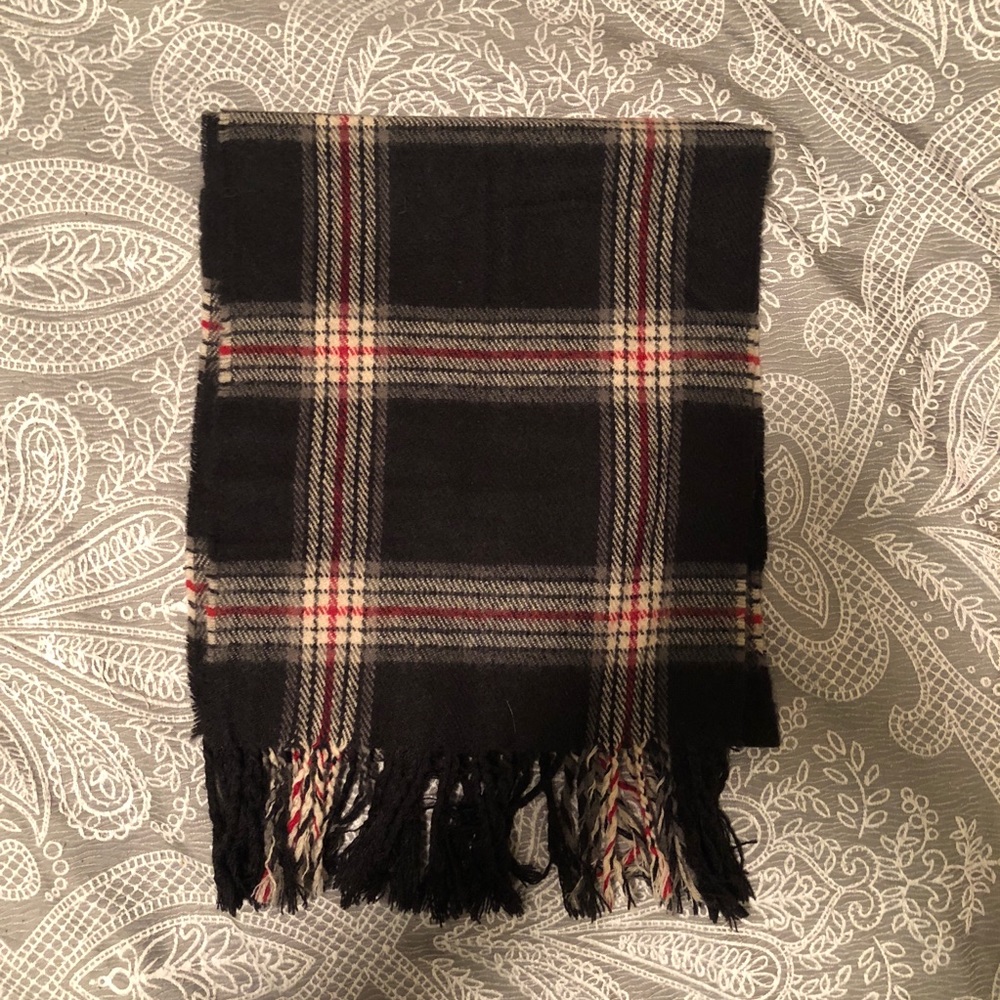 Plaid scarf
